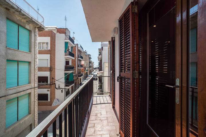 Ganze Wohnung, Apartment 'Canet Beach 2' mit Balkon und Wlan in Canet de Mar, Costa del Maresme
