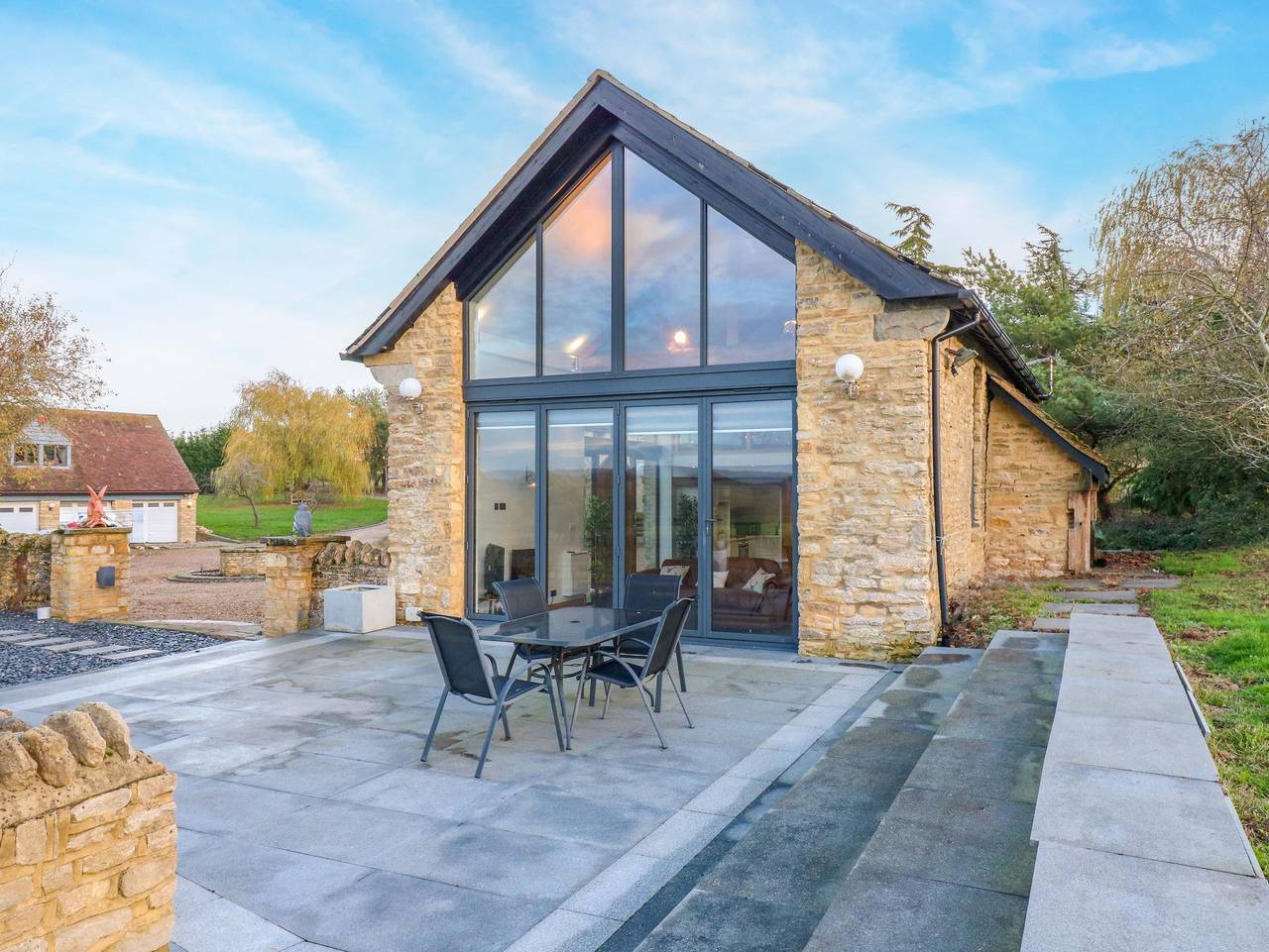 The Lodge @ Lodge Farm in Bedford