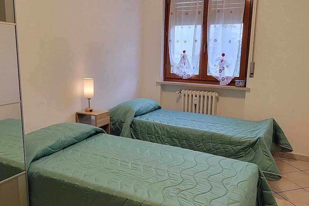 Apartamento entero, Maison Pupetta-panorama on Aosta-Cir Vda No. 0413 in Aosta, Alpes del Valais