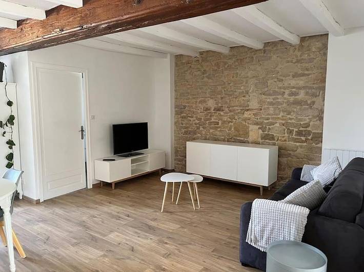 Gîte pour 4 personnes, avec jardin dans Varennes-le-Grand