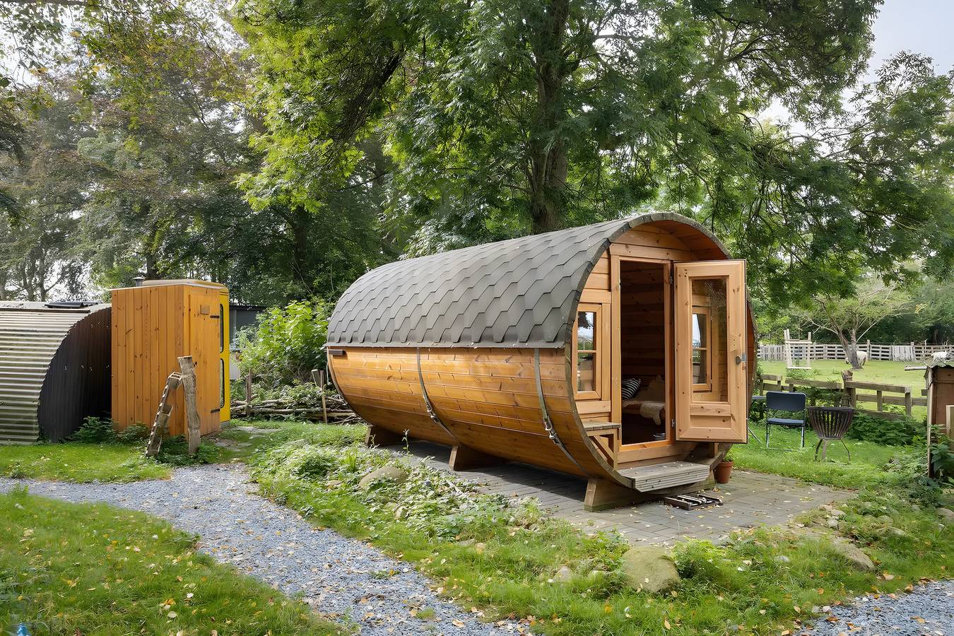 Glamping 'De Olle Uhlhoff' mit gemeinsamer Terrasse, gemeinsamem Garten und Wlan in Barlt, Sankt Michaelisdonn und Umgebung