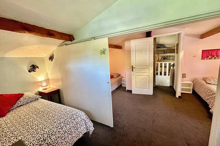 Large family home, swimming pool, jacuzzi, pool house, boules court in Châteauneuf-Grasse, Mittelmeerküste (Frankreich)