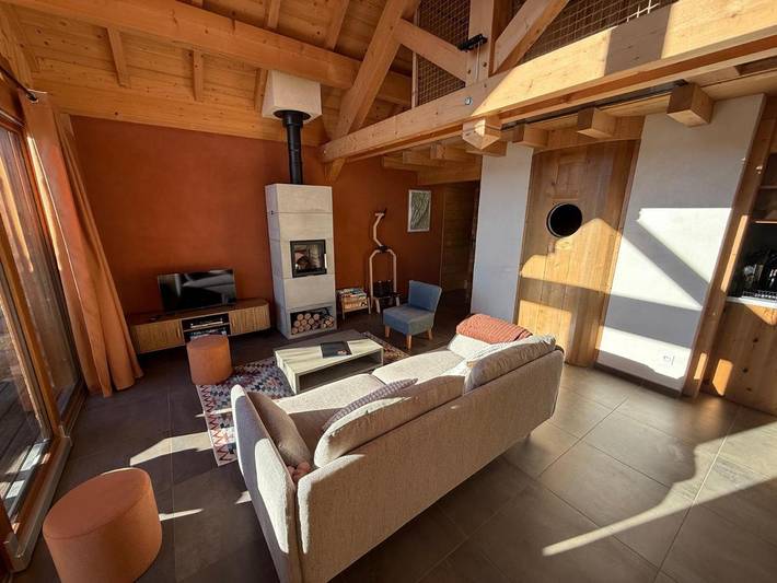 Gîte pour 4 personnes, avec Terrasse ainsi que Jardin et Vue à Saint-Bernard - 2