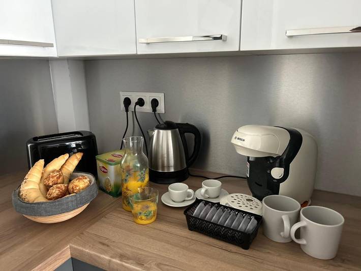 Ferienwohnung für 5 Personen, mit Pool und Seeblick sowie Ausblick und Garten, mit Haustier in Siofok - 2