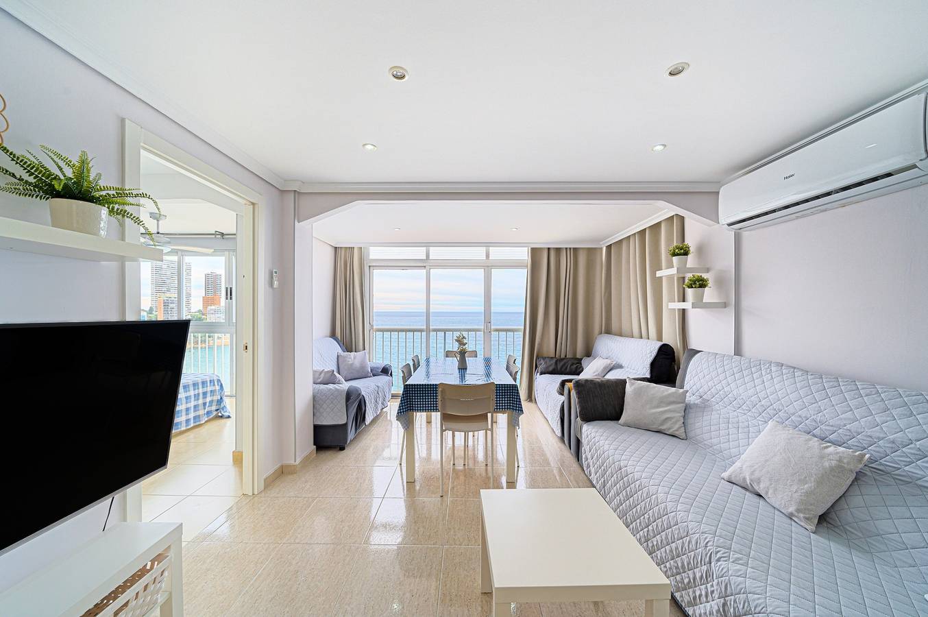 Appartamento intero, Appartamento Avenida Madrid con piscina e giardino in comune in Playa de Levante, Costa Blanca