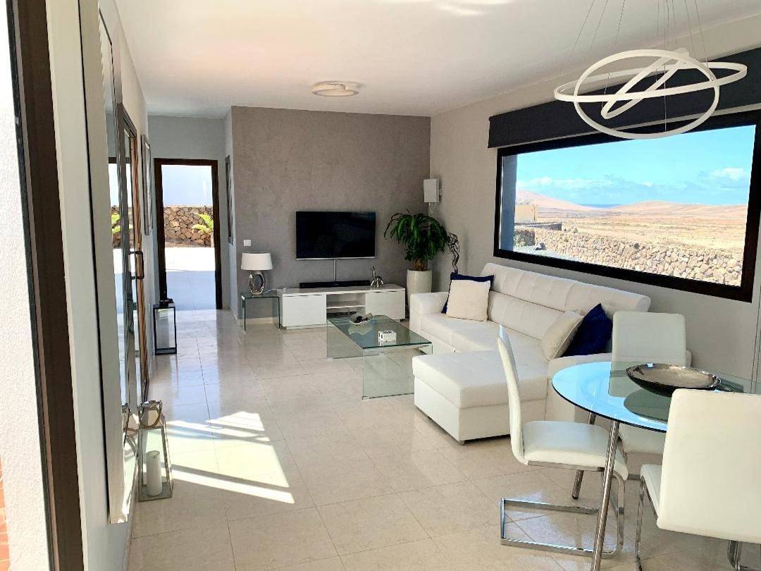 Casa Kira in Tindaya, La Oliva