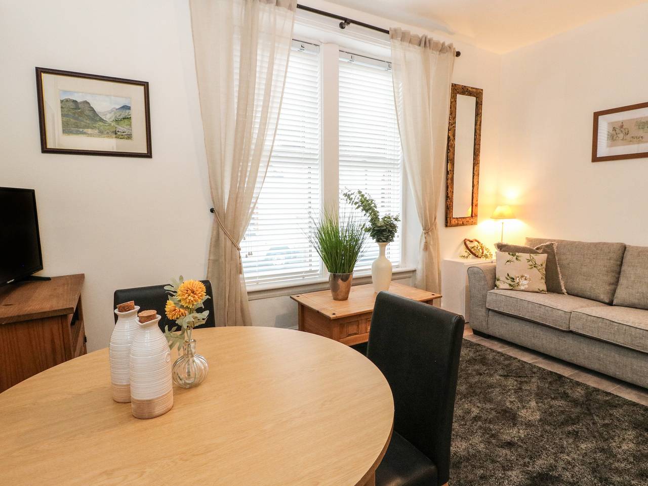 Entire apartment, Lismore in Crieff, Perthshire