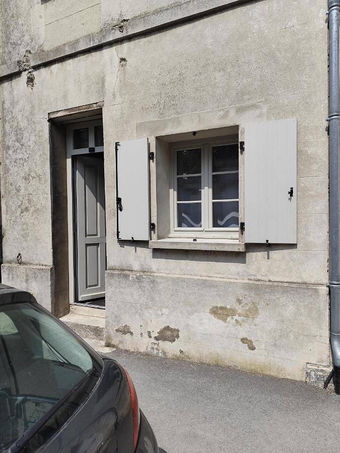 Appartement entier, Studio meublé centre ville- gare Villers Cotterets in Villers-Cotterêts, Aisne