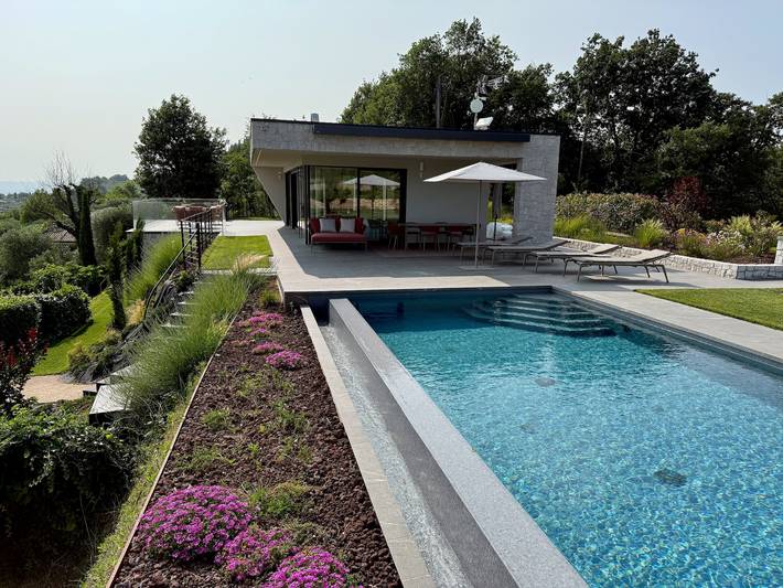 Holiday rental for 4 people, with Garden and Lake view in Bardolino