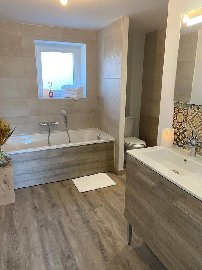Hôtel pour 2 personnes, avec jacuzzi ainsi que sauna et jardin dans Prinquiau - 3