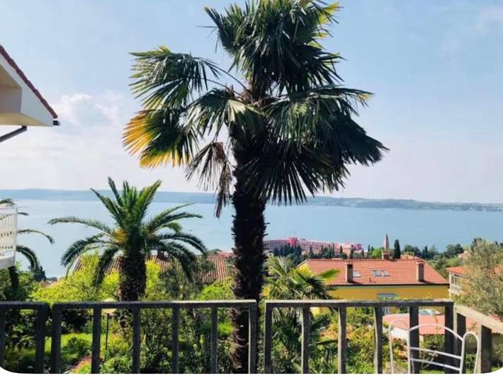 B&B für 2 Personen, mit Terrasse und Garten sowie Ausblick in Portoroz