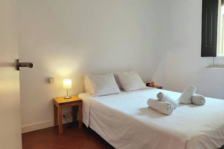 Entire apartment, Cute 1 bedroom apt. Super central location. R.K in Barcelona Centre, Barcelona