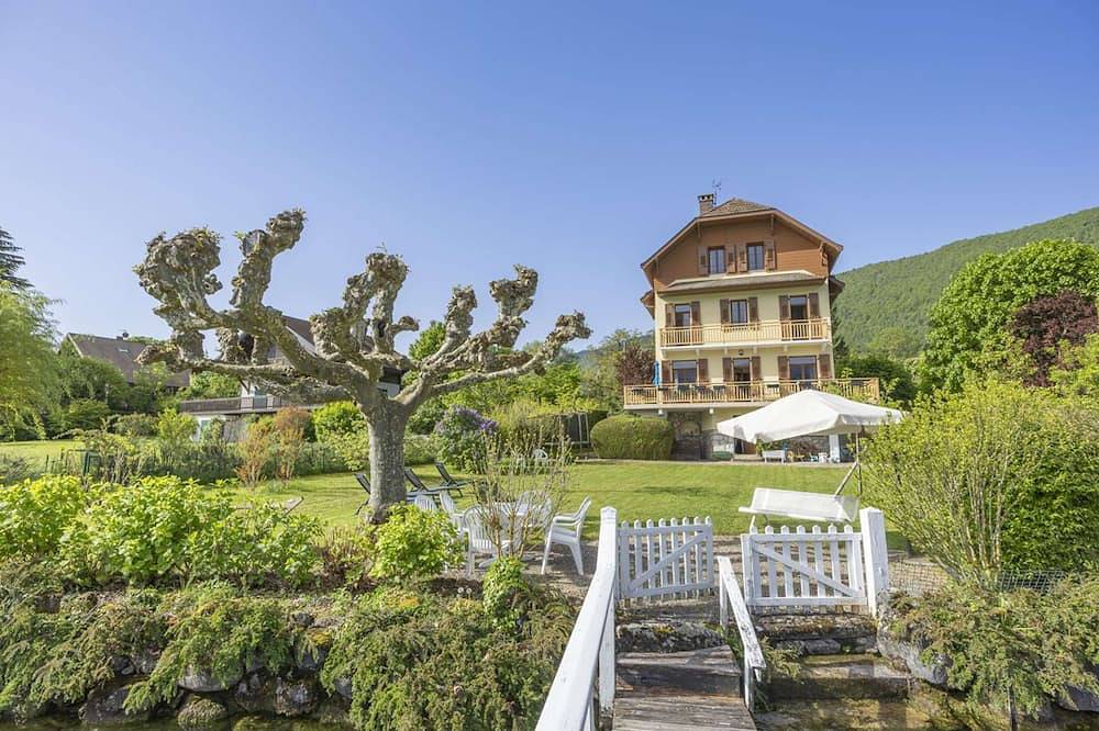 Lake Annecy – Sevrier: Familienhaus für 12 Personen mit Wasserzugang in Sévrier, Parc naturel régional du Massif des Bauges