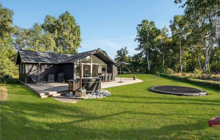 Ferienhaus für 8 Personen, mit Terrasse und Garten in Grenå Strand - 2