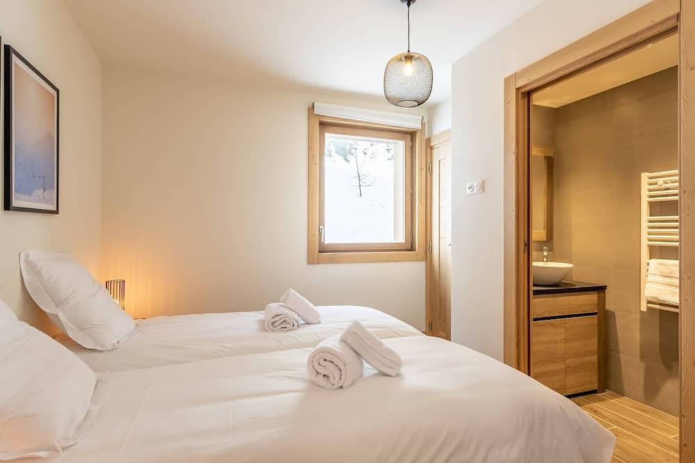 Ganze Wohnung, Komfortables Duplex mit Pool und Spa, direkt an der Piste in Arc 1600, Bourg-Saint-Maurice