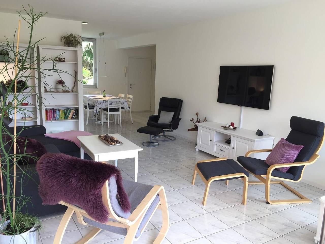 Ganze Wohnung, Ferienwohnung in bester Lage in Ascona, nur wenige Schritten von der Seepromenade entfernt in Ascona, Tessiner Alpen