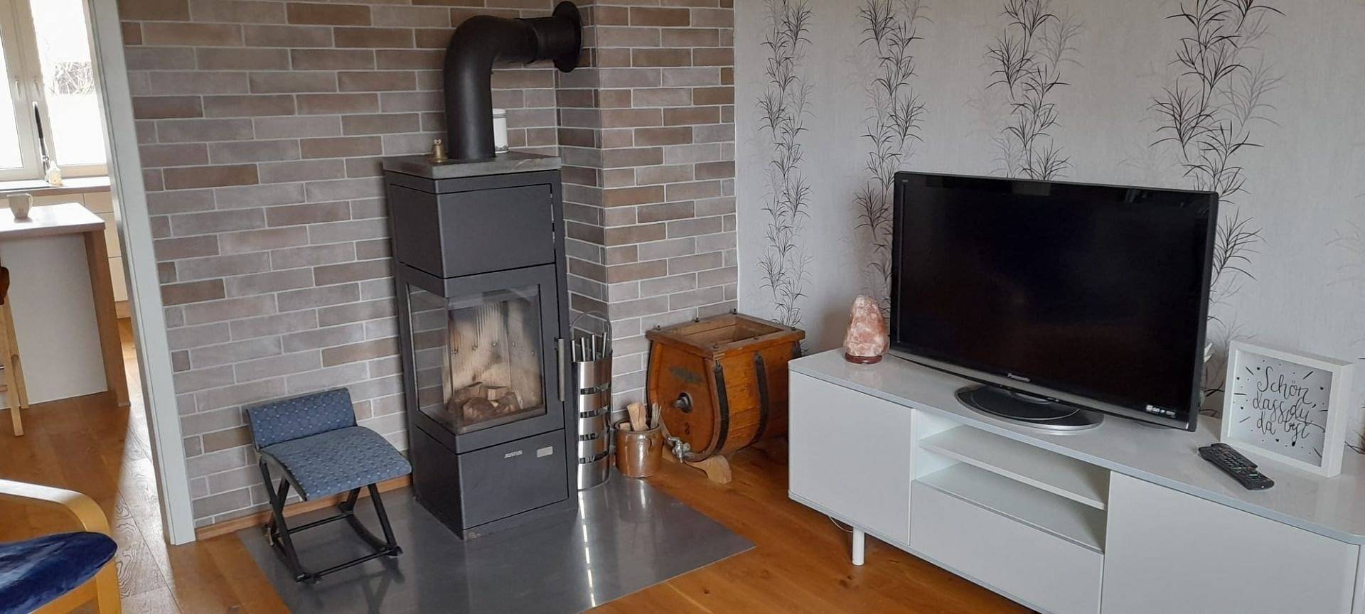 Apartamento vacacional entero, Apartamento de vacaciones para 5 personas con terraza in Wolfhagen, Hessisches Bergland