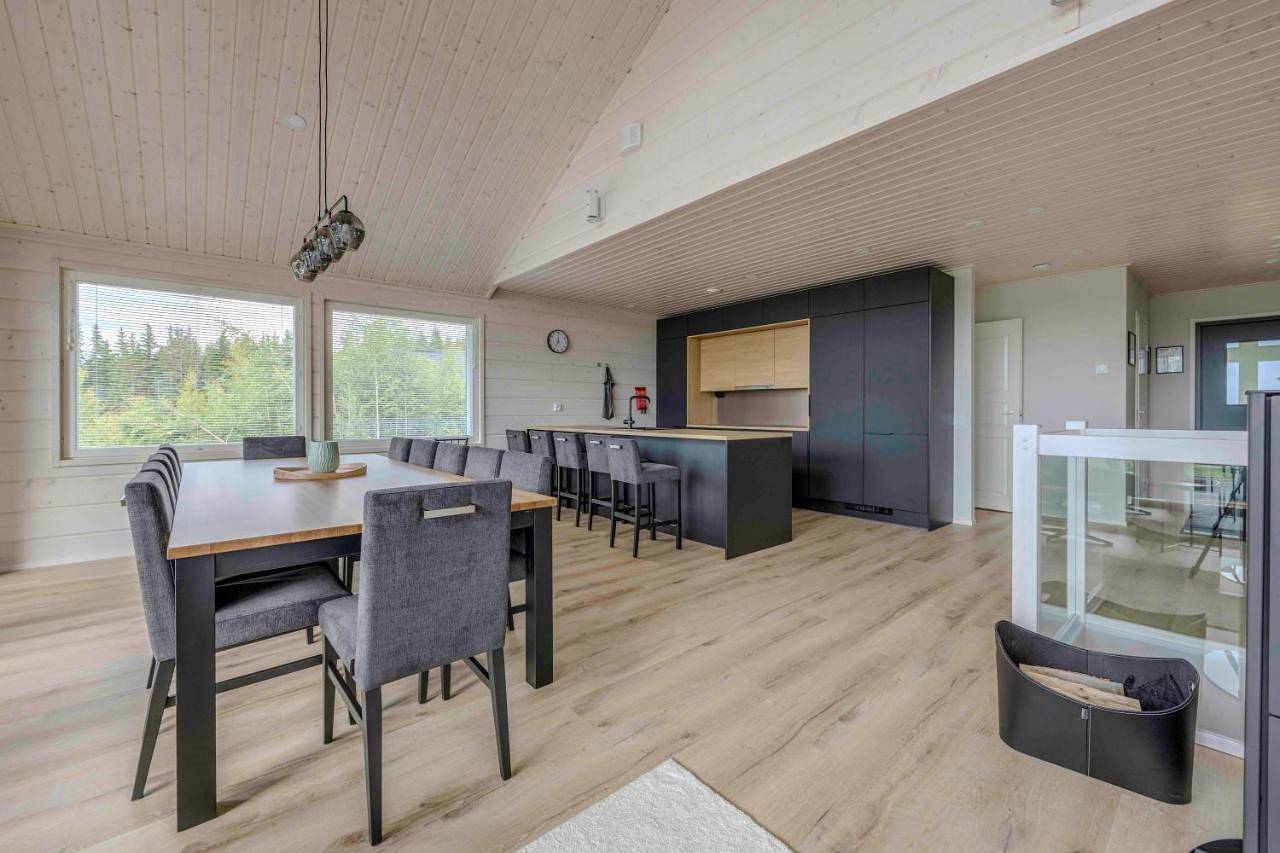 Villa Helmi Incl Jacuzzi, Sauna, Near Himos Arena and golf in Himos, Jämsä