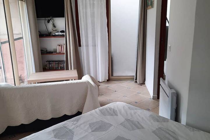 Villa pour 4 personnes, avec jardin ainsi que piscine et terrasse, animaux acceptés dans les Alpes maritimes - 2