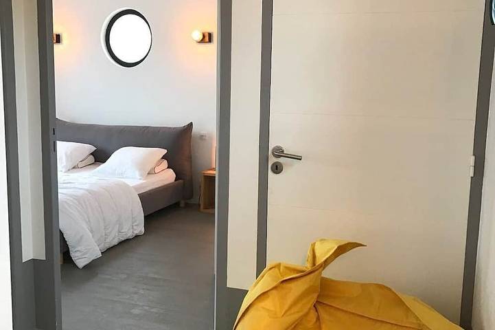 Location de vacances pour 6 personnes, avec terrasse dans Plage des Huttes - 2