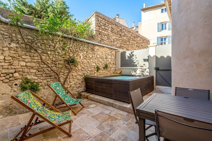 Location de vacances pour 4 personnes, avec Terrasse et Jardin à Lagnes - 3