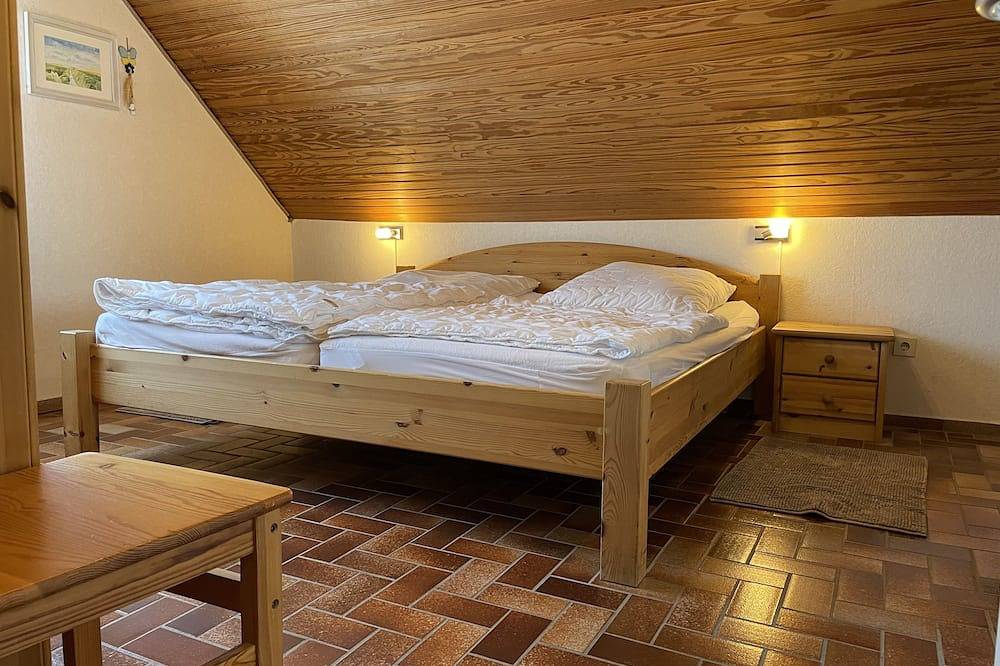 Top-Ferienhaus, 6 Pers., Sauna, 2 Bäder, Wlan, Kamin, Terrasse, Spielplatz, Hund in Westeraccumersiel, Dornum