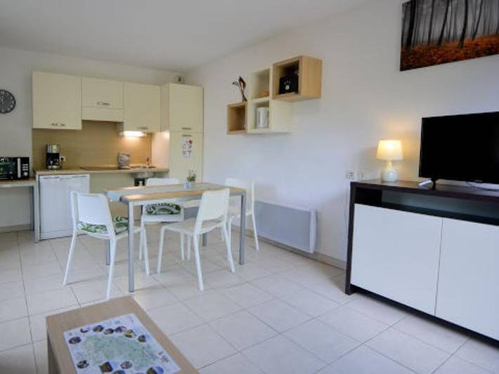 Camping pour 2 personnes, avec bassin pour enfant, animaux acceptés près du Canal du Midi - 3