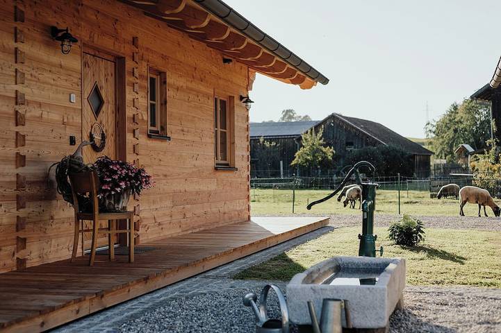 Ferienwohnung für 6 Personen, mit Balkon und Whirlpool - 1