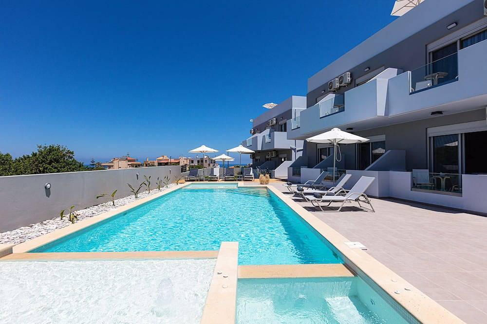 Evilio Suites, einzigartiger und geräumiger Rückzugsort! Strand zu Fuß erreichbar! in Skaleta, Rethymno und Umgebung