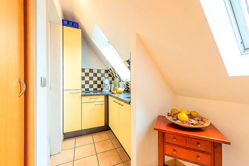 Entire holiday apartment, Holiday apartment for 2 people with balcony in Ostseebad Binz, Binz