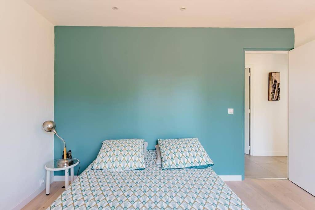 Villa with Private Pool in Aix-en-Provence, Aix-en-Provence und Umgebung