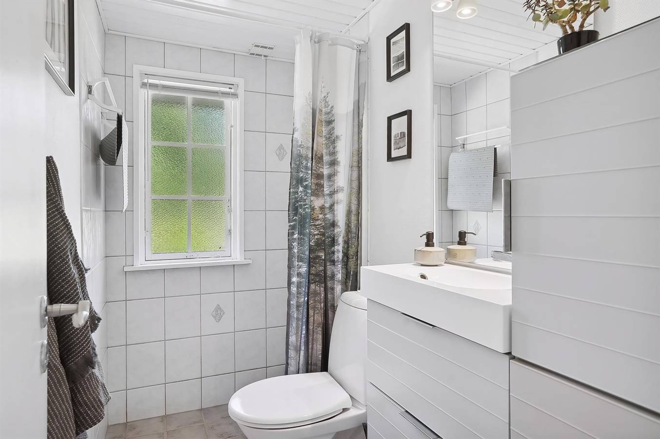 Pet friendly home in Jerup with Wifi in Bratten, Jerup