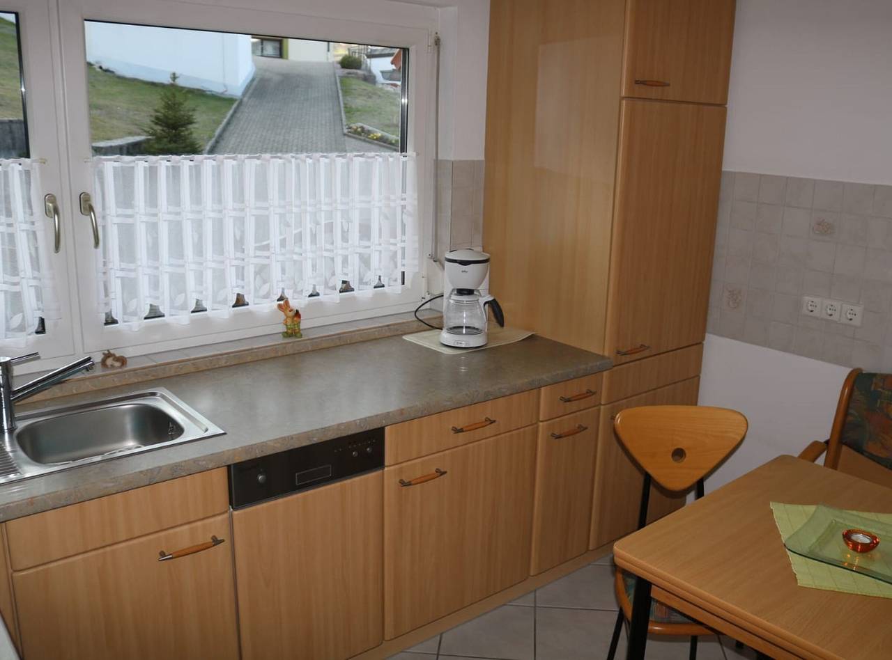 Ganze Wohnung, Ferienwohnung '45qm' mit Bergblick, Gemeinschaftsgarten und Wi-Fi in Schonach, Südschwarzwald