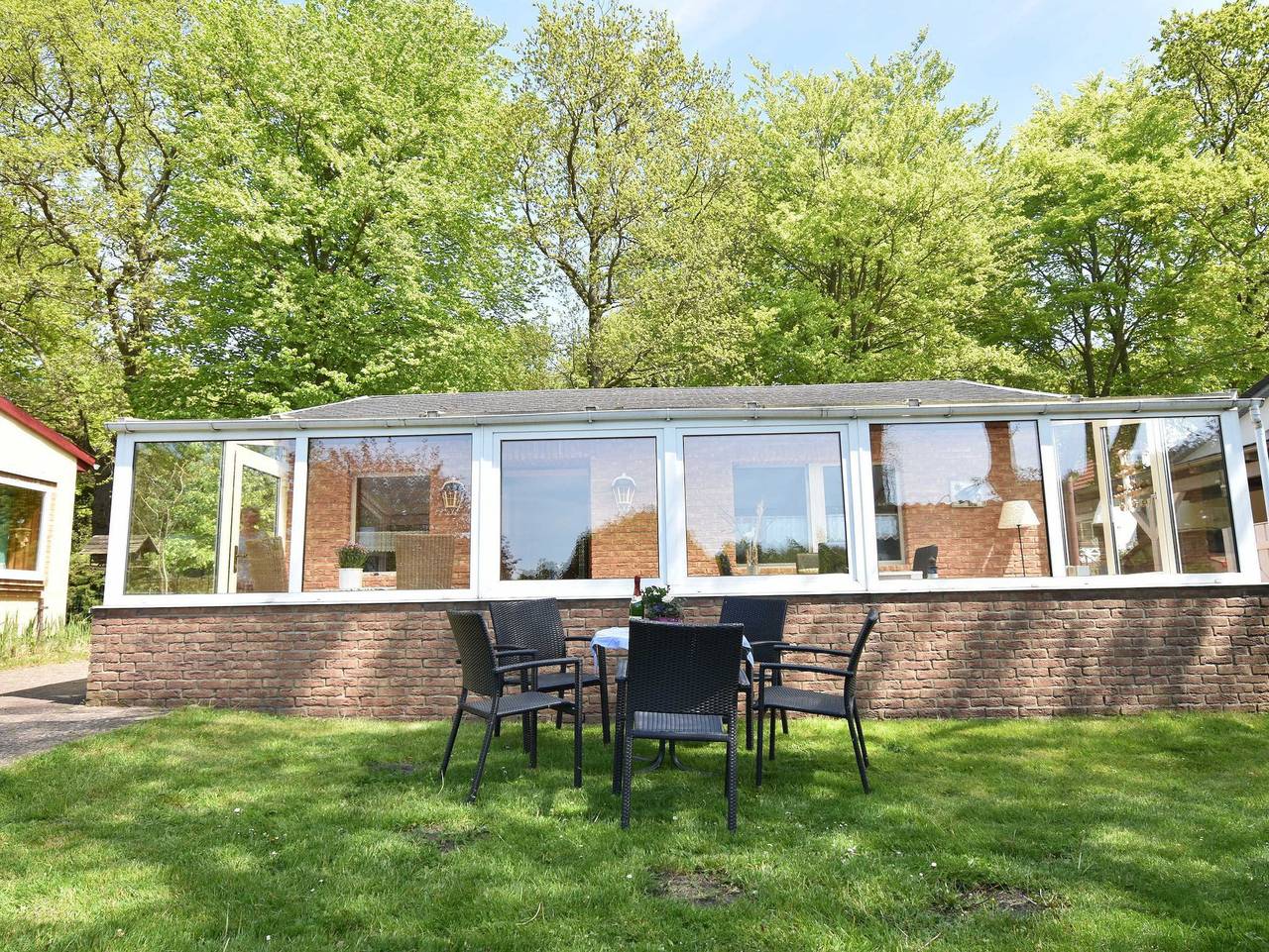 Ganze Ferienwohnung, Ferienhaus mit Wintergarten - 3-Raum-Ferienhaus mit Wintergarten 4 Erw.+1 Baby in Graal-Müritz, Rostock und Umgebung