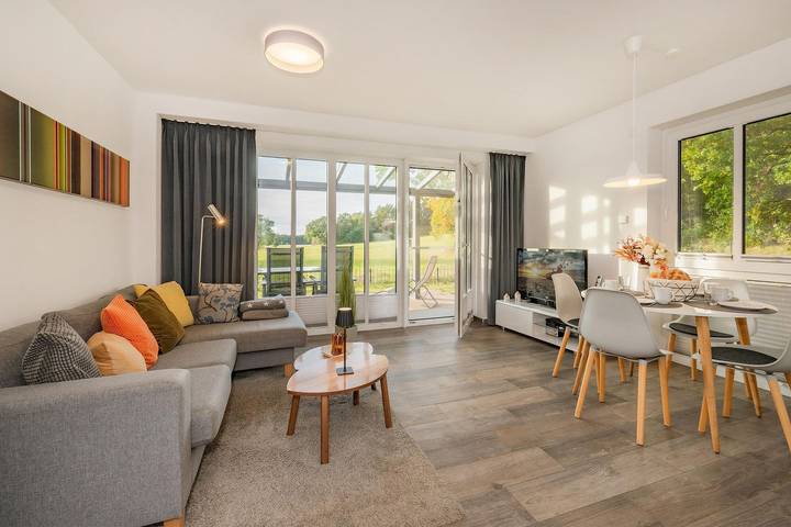 Ferienhaus für 4 Personen, mit Sauna und Ausblick sowie Garten im Stettiner Haff