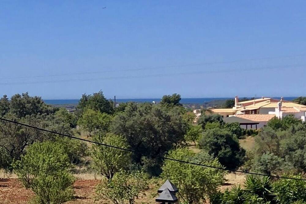 Flower Country House Near the Sea in Boliqueime, Faro Distrikt