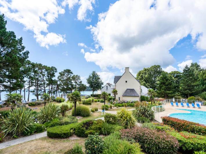 Gîte pour 6 personnes, avec balcon et piscine, adapté aux familles dans Cap Coz - 4