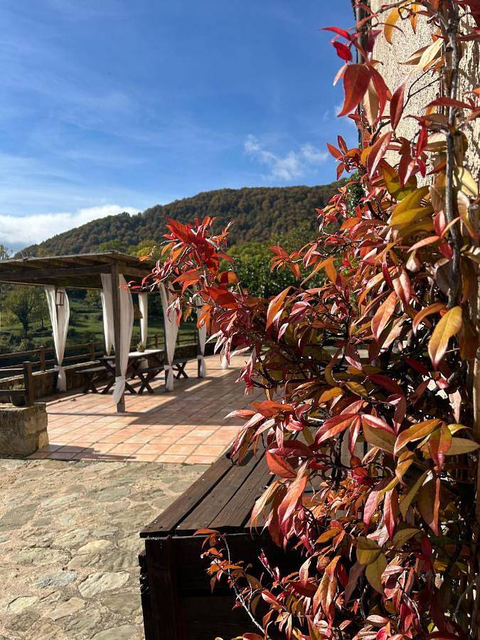 Casa rural para 16 personas, con Balcón y Terraza además de Jardín y Piscina para niños en Osona - 2
