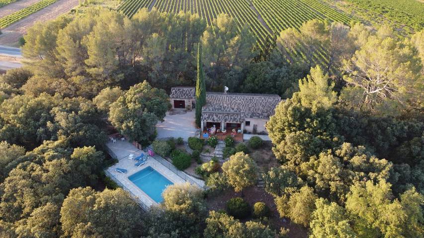 Holiday home for 6 people, with garden and terrace as well as pool - 1