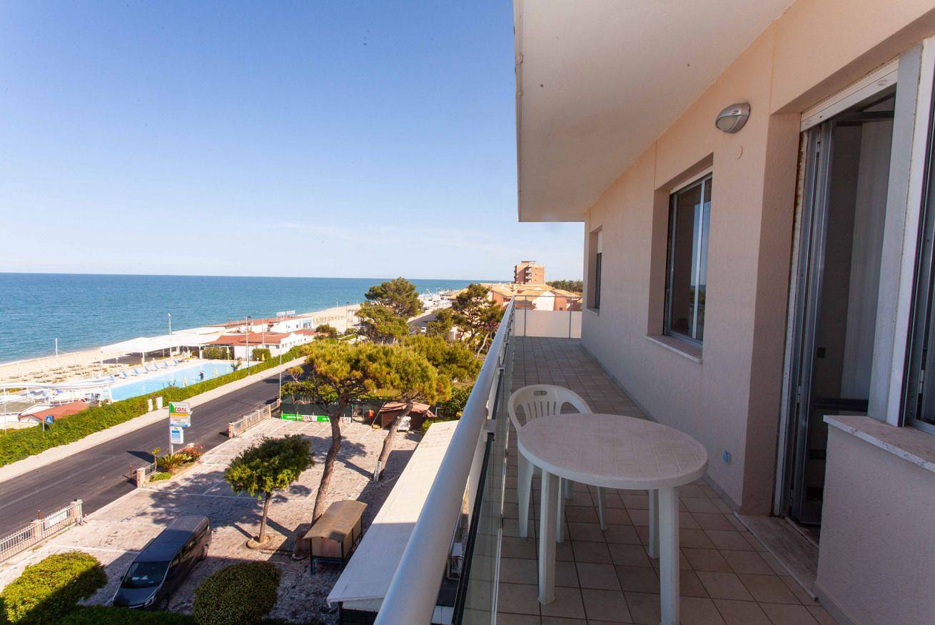 Apartamento entero, M062 - Marcelli, seafront penthouse in Riviera del Conero