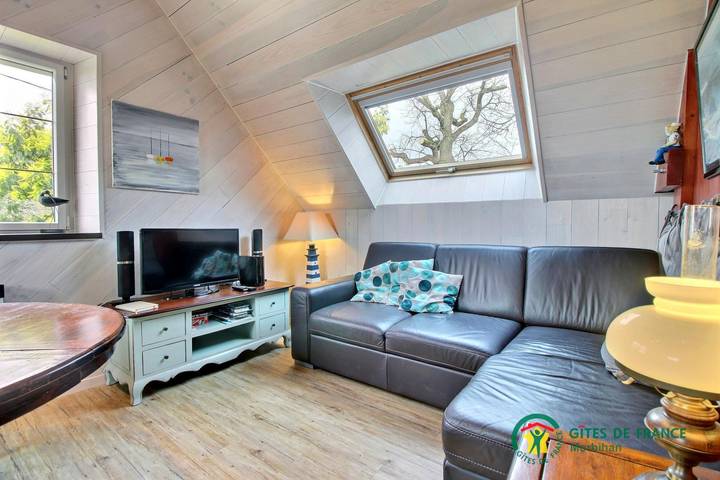 Gîte pour 2 personnes, avec terrasse dans Theix-Noyalo - 3