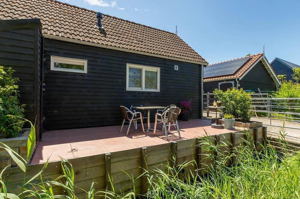 Ganze Wohnung, Haus in Zeeland mit Terrasse für 2 Von Belvilla in Zonnemaire, Zeeuwse Kust
