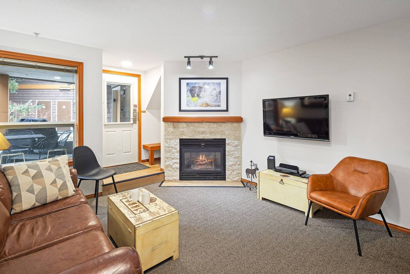 Geheel appartement, 2Br Townhome with private hot tub and pool. Gr 59 in Whistler, Whistler Blackcomb