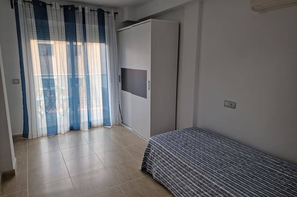 Entire apartment, Apartamento Vacacional con Piscina y Garaje in Torreblanca, Costa del Azahar