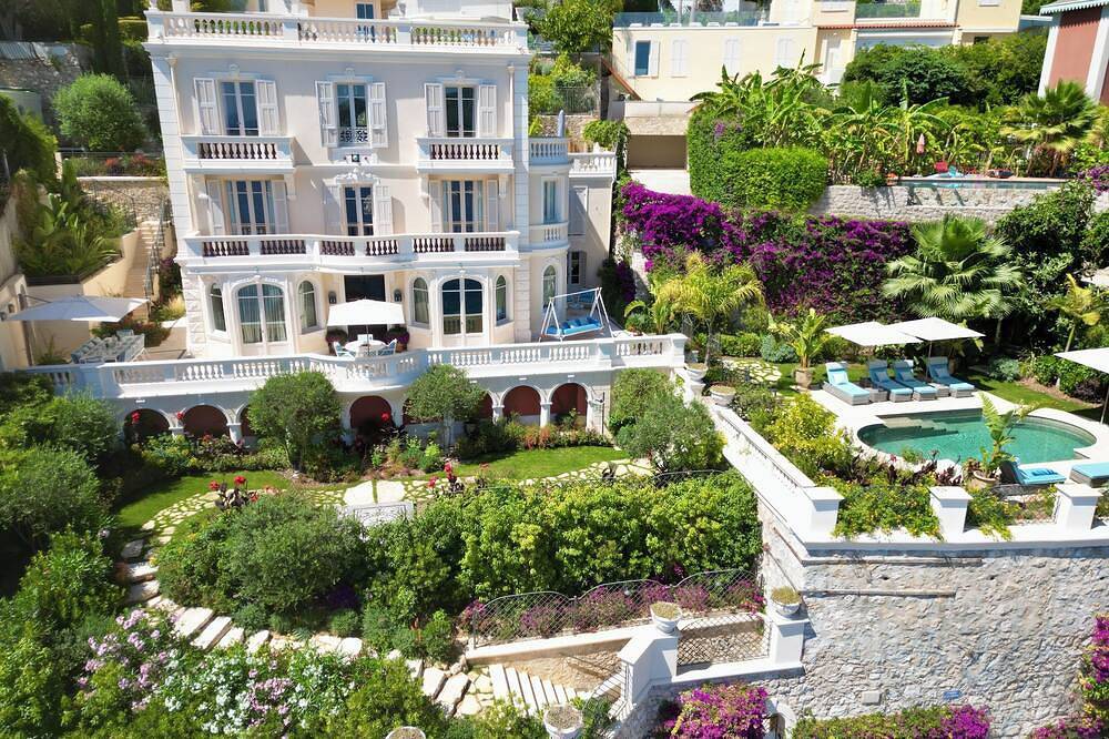 Villa luxueuse -vue mer panoramique-proche mer-piscine- ascenseur-garage-jardin- in Villefranche-sur-Mer, Côte méditerranéenne (France)