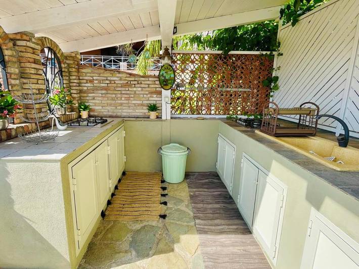 Chambre d’hôte pour 2 personnes, avec vue ainsi que piscine et jardin à Palerme - 4