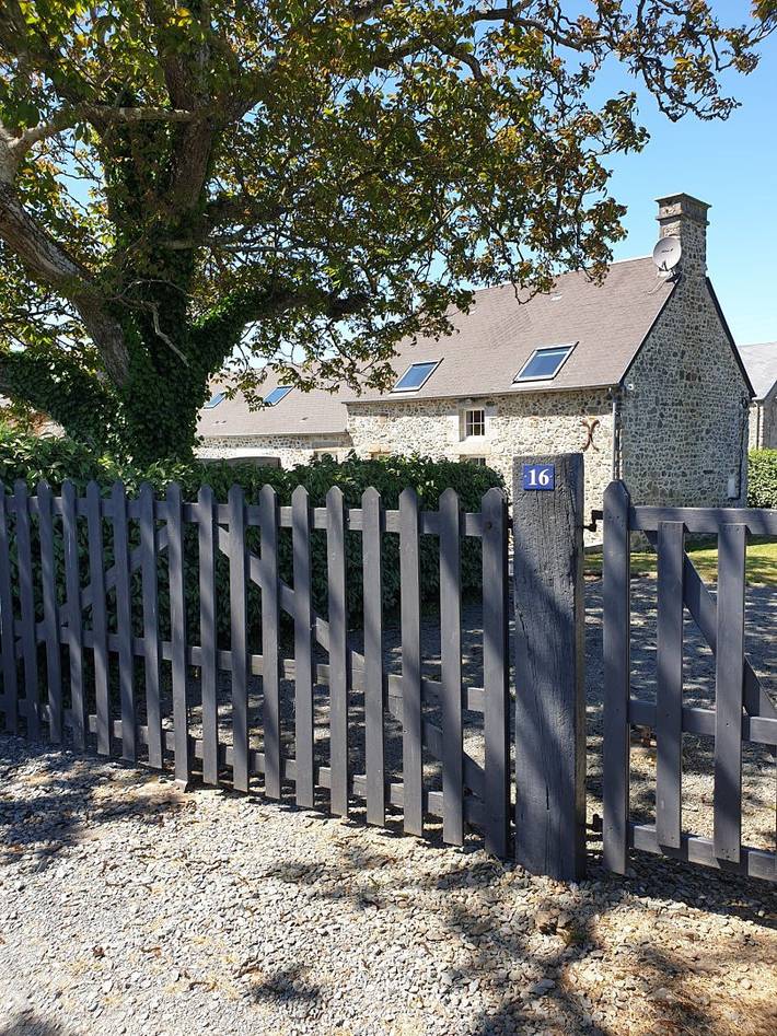 Gîte pour 5 personnes, avec jardin et terrasse à Blainville-sur-Mer