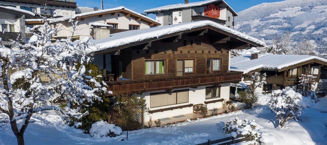 Ferienhaus Krismer in Tuxer Alpen, Fügen