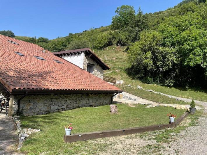 Apartamento de vacaciones para 4 personas, con vistas y jardín - 1