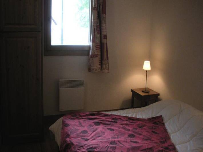 Gîte pour 6 personnes, avec balcon, adapté aux familles à Bessans - 4